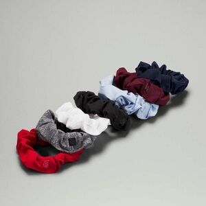 NWT Lululemon Uplifting Scrunchie *7 Pack